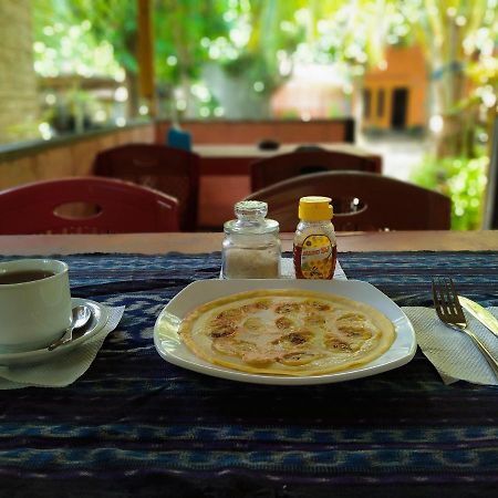 Kuta Garden Homestay Ngoại thất bức ảnh